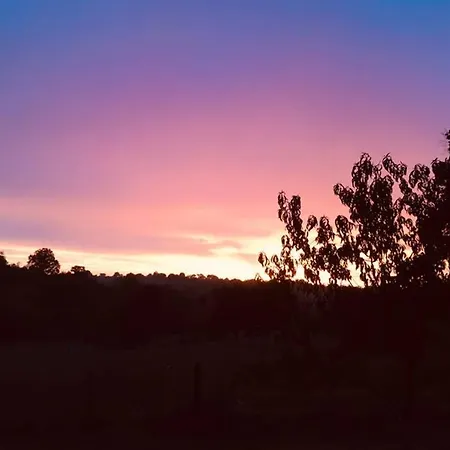 Calme Et Spacieux Pour Amoureux De La Nature Nyaraló